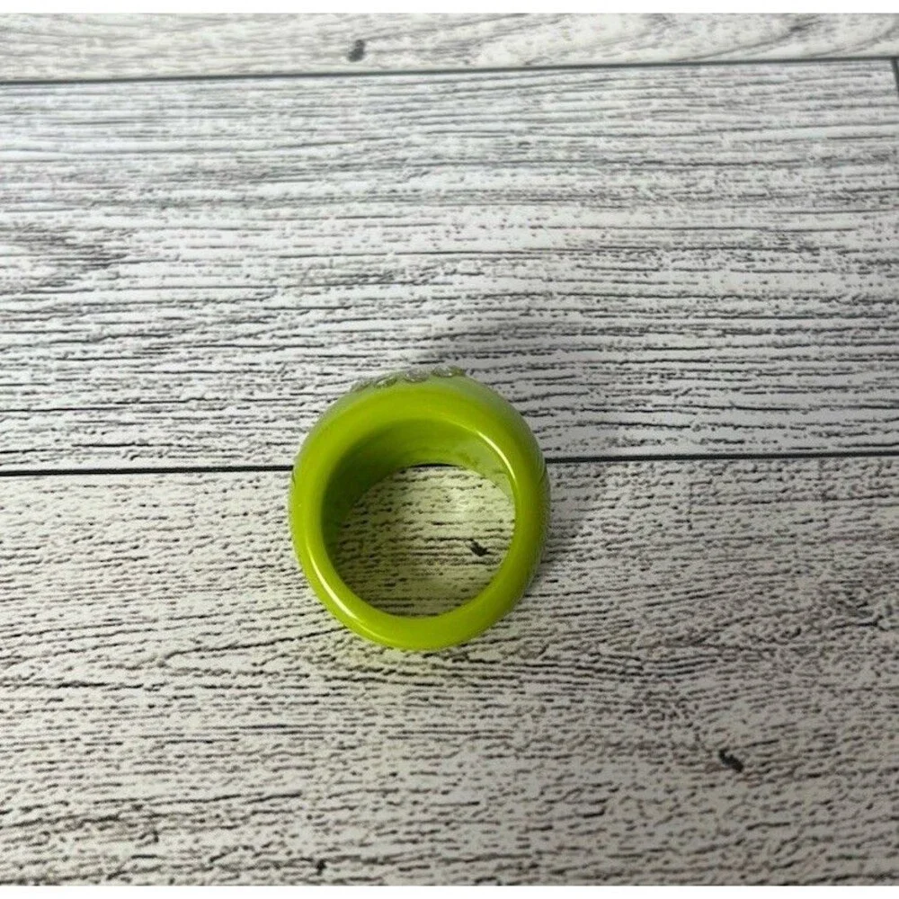 Vintage Disney Mickey Mouse Lucite Ring Chartreuse Green Rhinestones Size 6